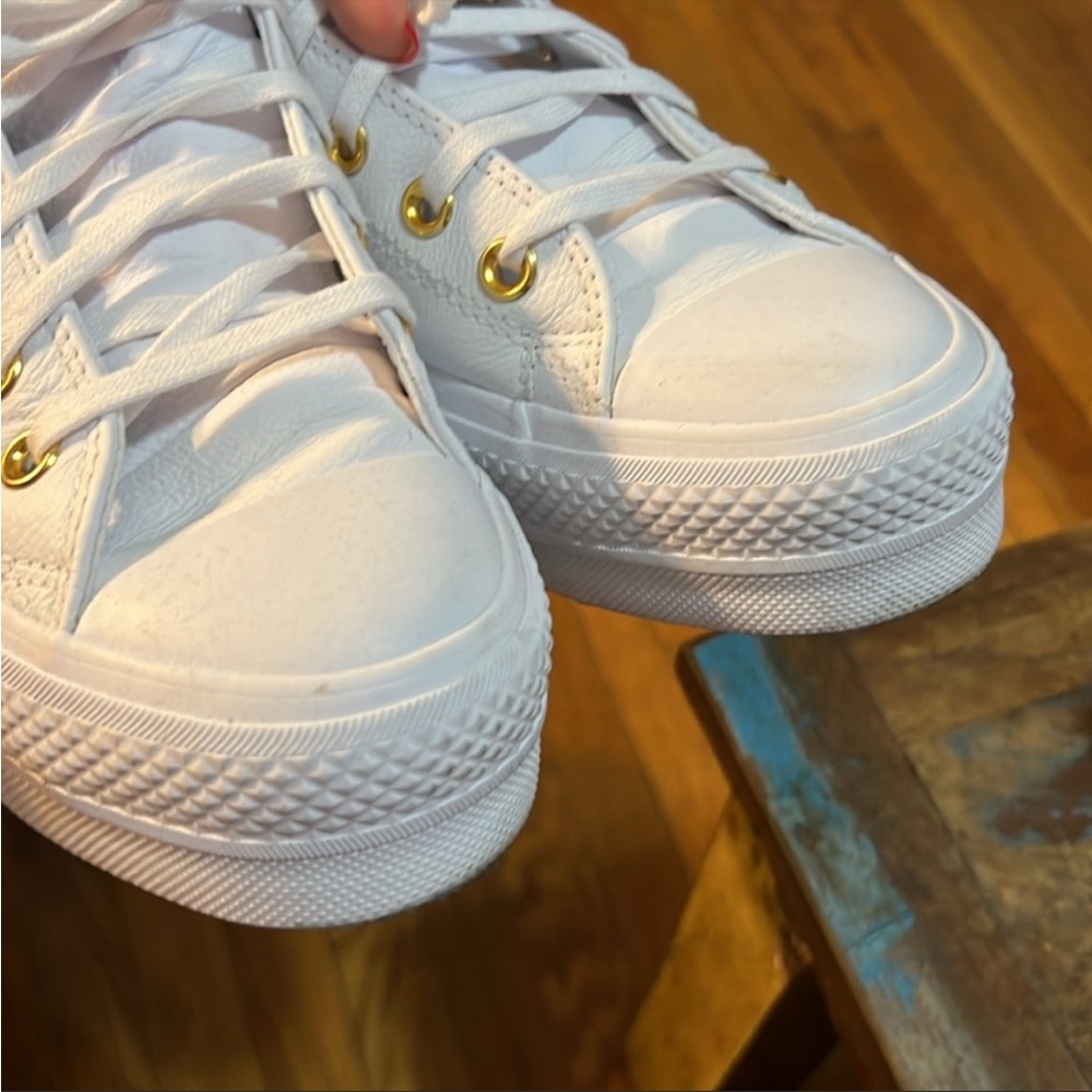 EUC Chuck Taylor All Star Lift Platform Mono White